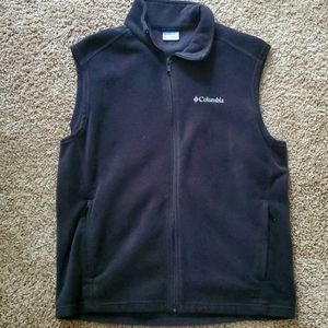 Large Columbia Vest Black